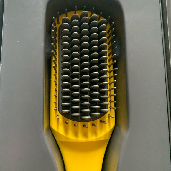 Drybar Hair Drybar Brush Crush Heated Straightening Brush Poshmark